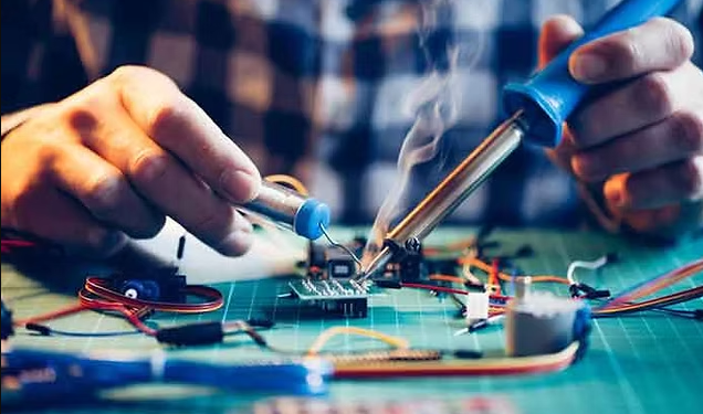The Secret of Cilacap's On-Demand Technicians Who Always Arrive During Peak Hours